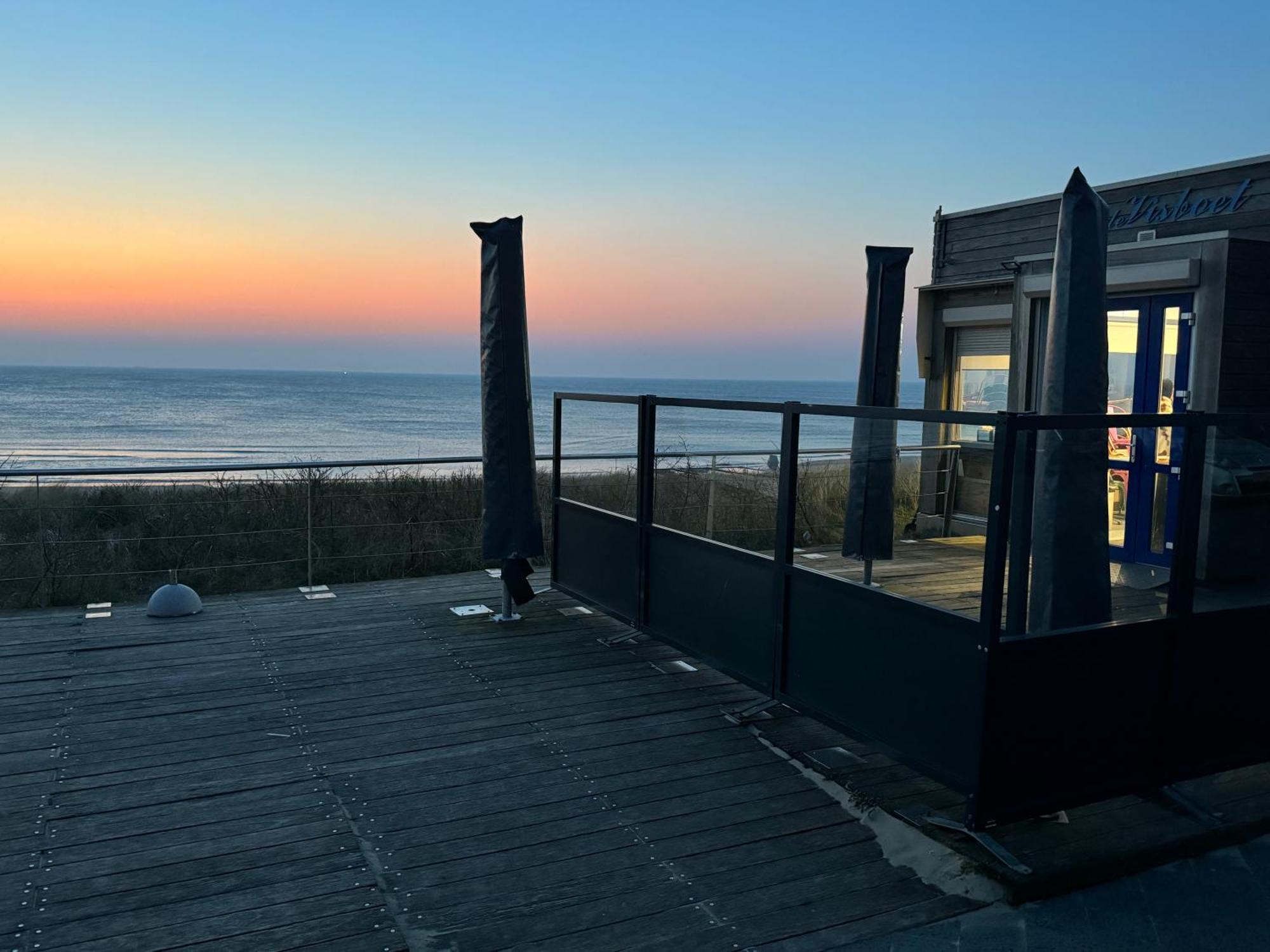Apartment Vakantiewoning Aan De Kust 16 *